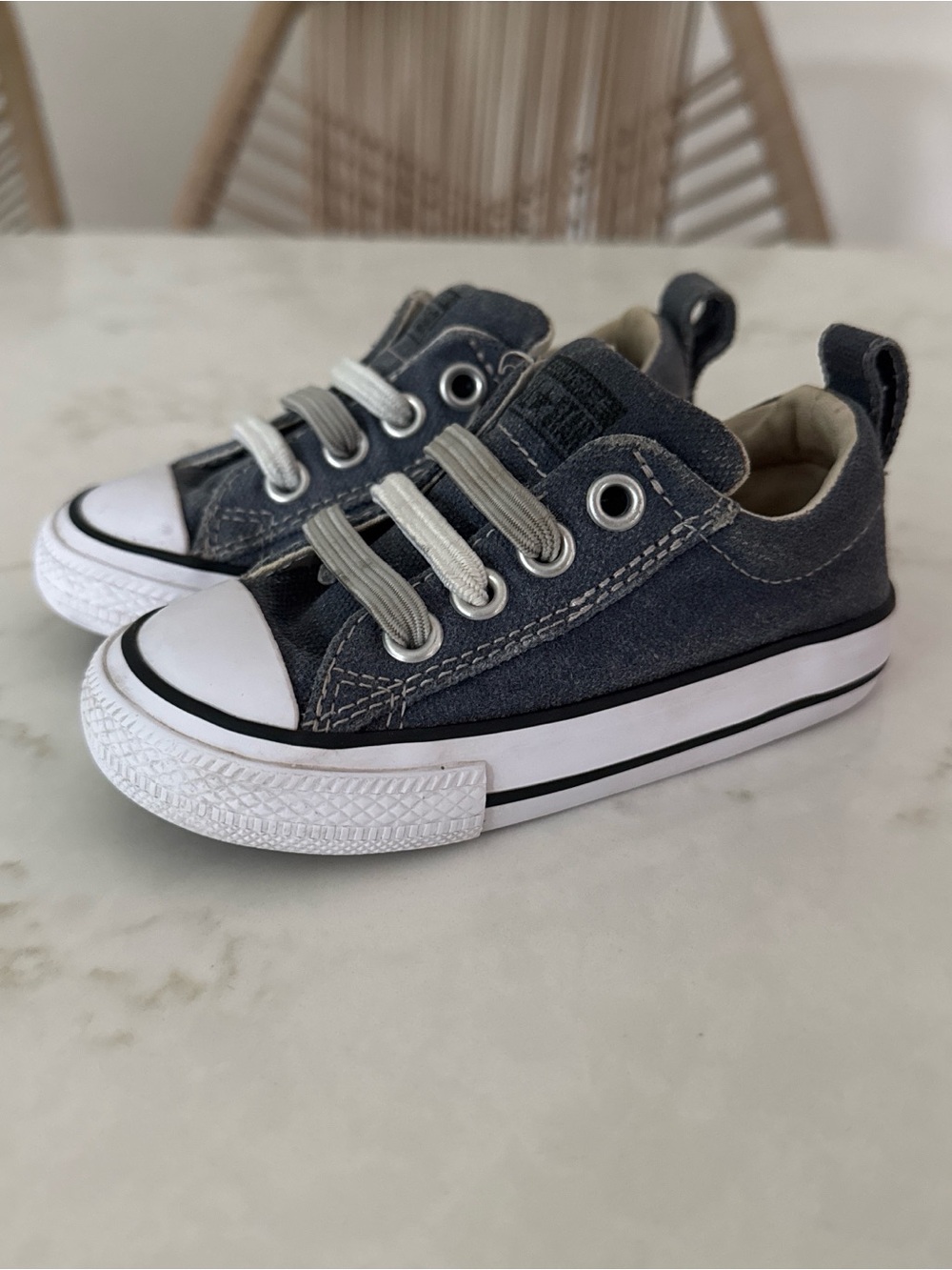 Converse Infant Toddler Low-Top Canvas Sneakers - Navy Blue Denim size 6